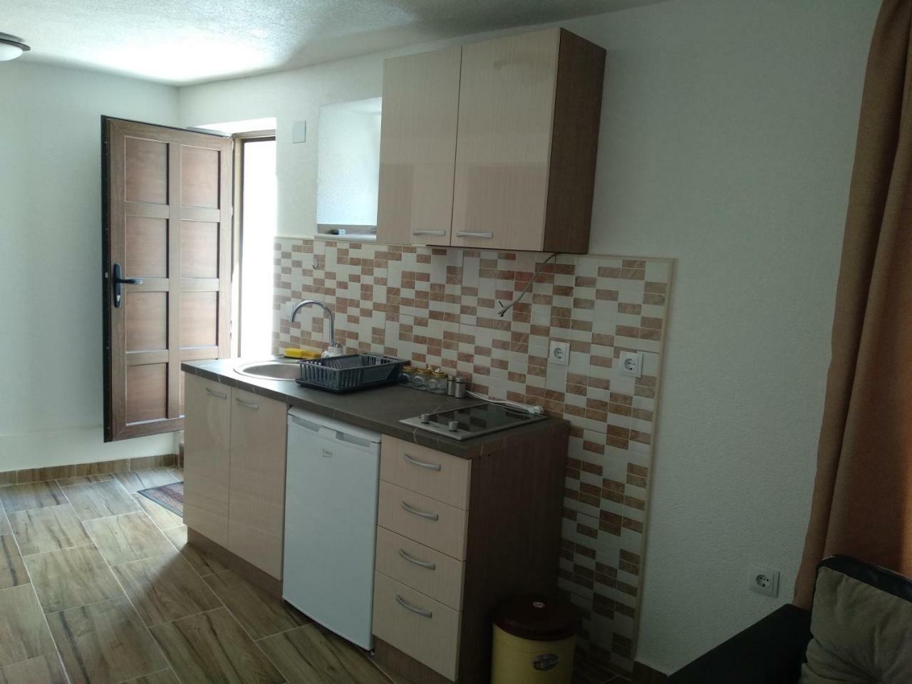 At George'S Apartments Охрид Экстерьер фото